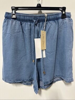 Allie Rose Light Blue Light Denim Drawstring Shorts with Pockets Sz Large